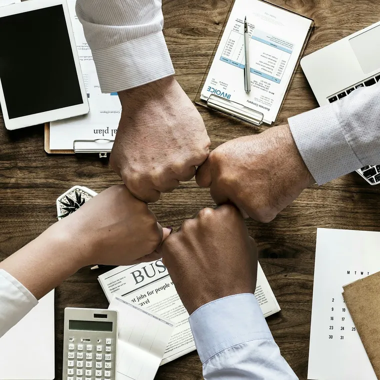 Zespół ekspertów kredytowych Dla Twoich Finansów